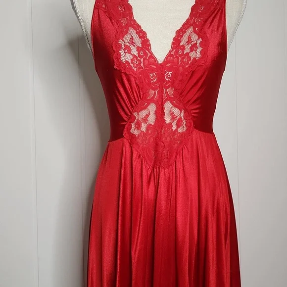 Vintage Miss Elaine red lace cut-out silky Fantasy  babydoll maxi slip dress - Picture 4 of 12